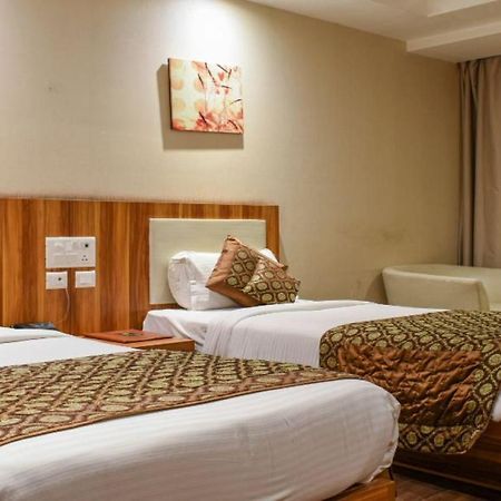 Hotel Le Roi Raipur At Raipur Railway Station Εξωτερικό φωτογραφία