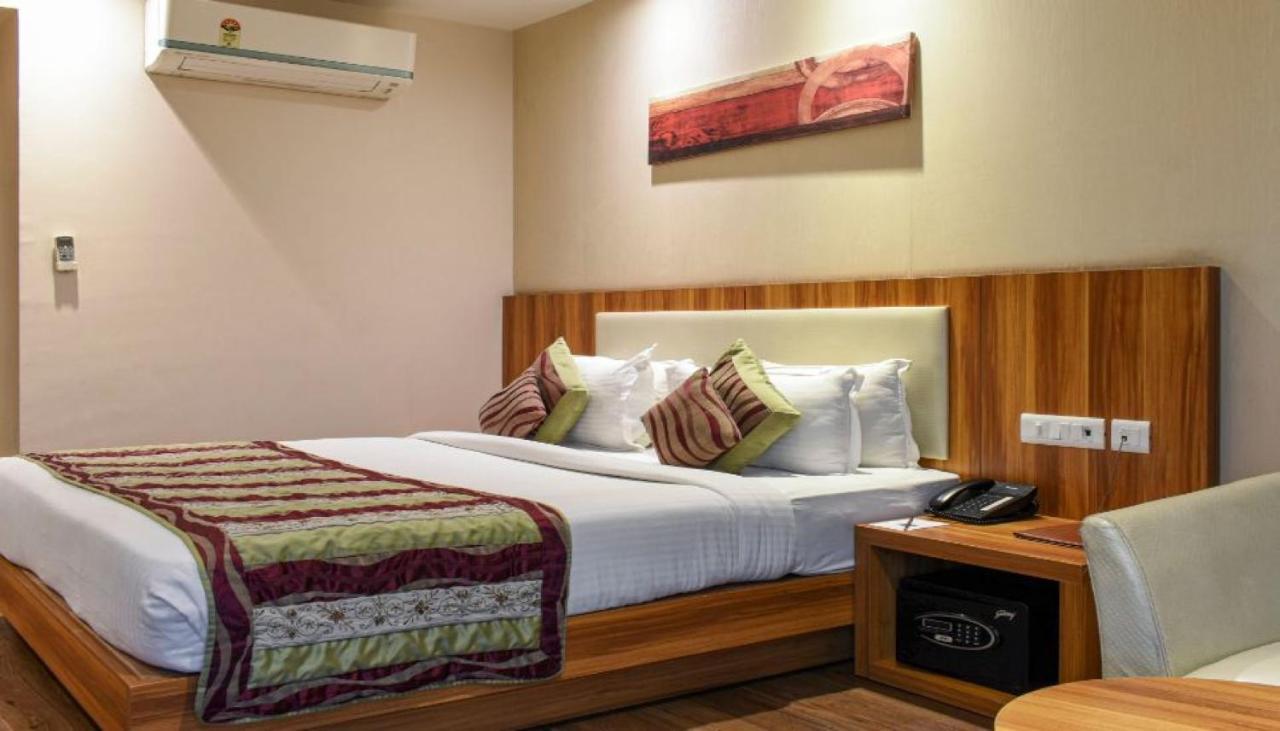 Hotel Le Roi Raipur At Raipur Railway Station Εξωτερικό φωτογραφία